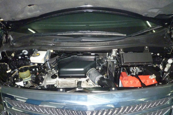 Spesifikasi Toyota Alphard Gen 1