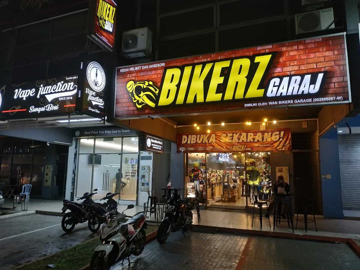 Bikerz Garaj Kedai Helmet Kuala Lumpur