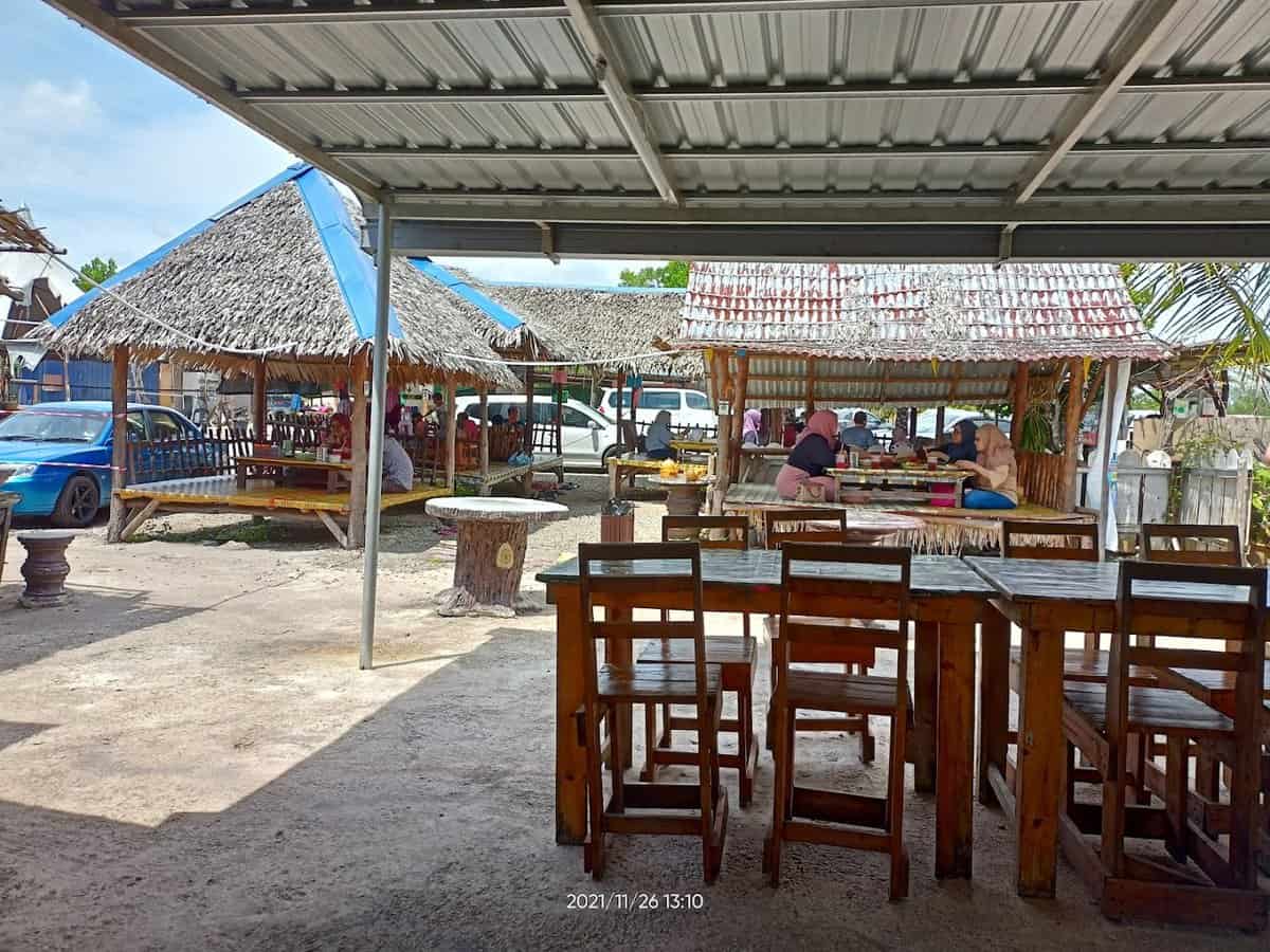 Dee Pondok Desaru,Bandar Penawar Kedai Makan Desaru