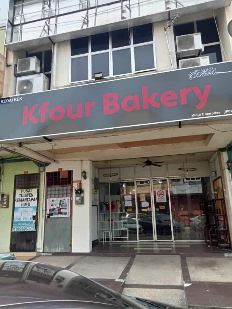 KFOUR BAKERY Kedai Kek Parit Buntar
