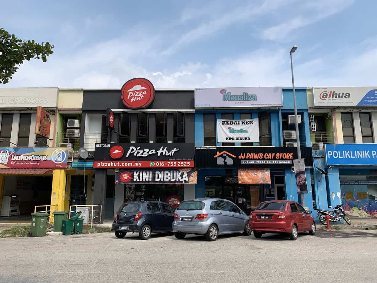 Kafe & Kedai Roti Mona Liza Kedai Kek Bangi