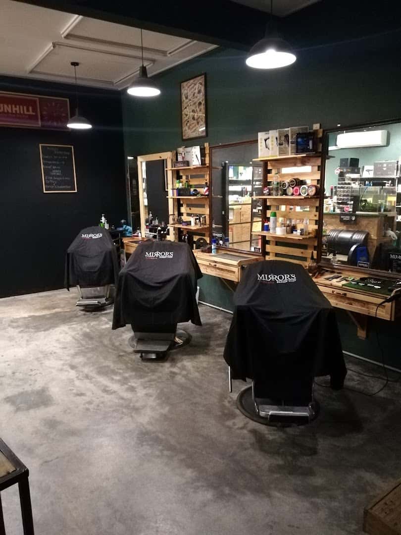 Mirror's Barber Shop Kedai Gunting Rambut Kelantan