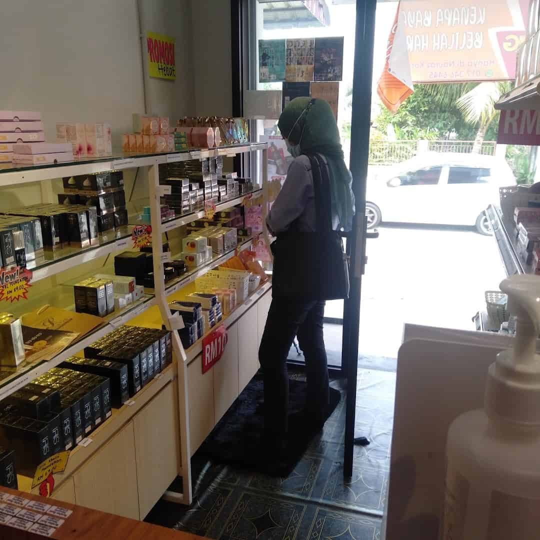 NAURAZ KOSMETIK Kedai Kosmetik Shah Alam
