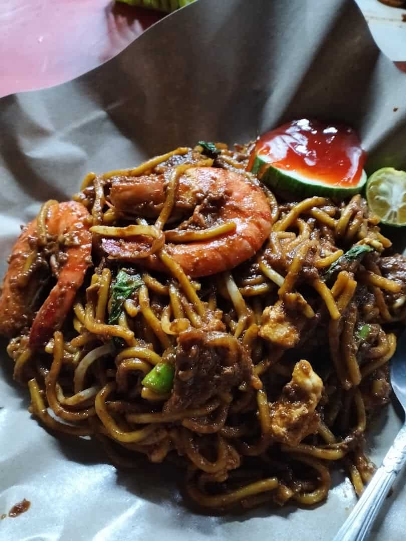 Warung Pak Mus Kitchen Kedai Makan Gelang Patah