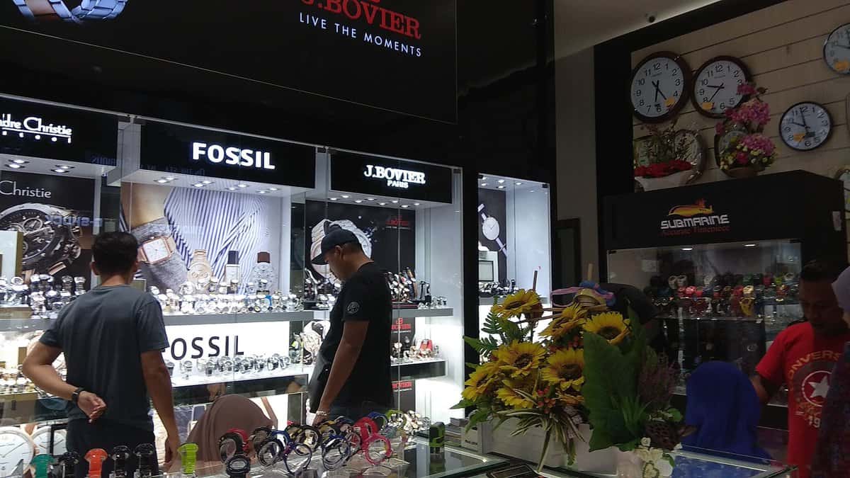 3 Kedai Jam Parit Raja - JALDAYAT.COM